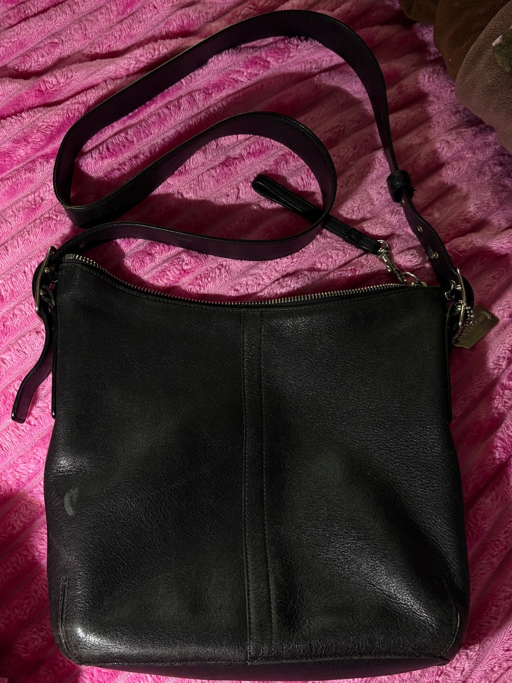 Vintage Coach Black Pebbled Leather Crossbody Bag F3S-9326